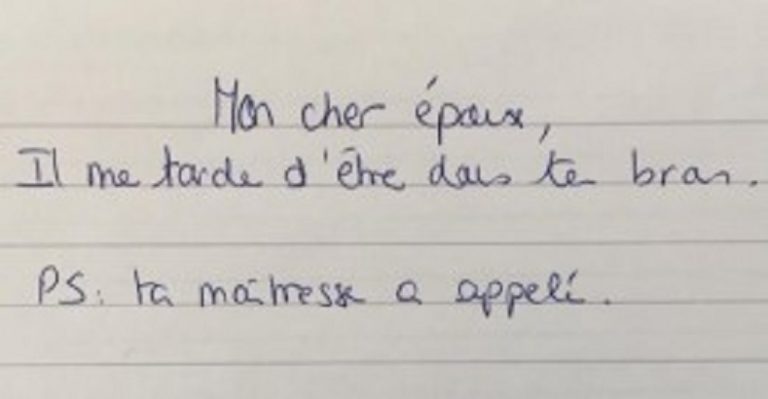 Une Femme Trompée Envoie Un Mot De Vengeance à Son Mari Infidèle